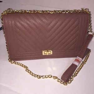 Purse-Accessories/ PickUp & Shipping and delivery